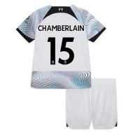 Dres Liverpool Chamberlain #15 Gostujuci za djecu 2022-23 Kratak Rukav (+ kratke hlače)